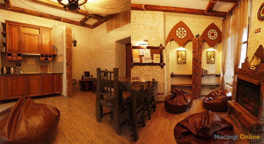 GHOSTel - Medieval Hostel