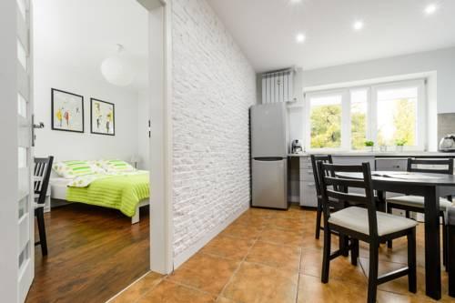 Local Apartment Muranów