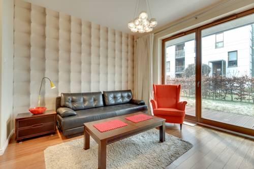 Blue Mandarin Seaside