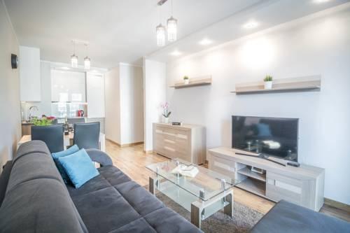 Bently Apartments Seaside single bedroom