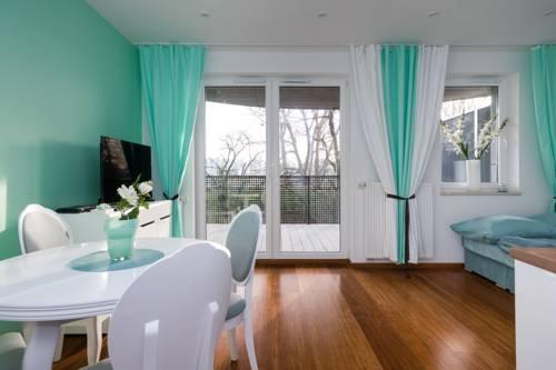 Green River Apartment