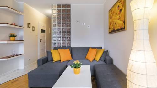 Maya's Flats & Resorts - Lastadia 35 B