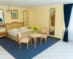 HIT HOTEL***