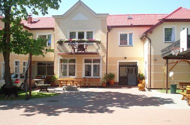 Ośrodek Kolonijno-Wczasowy SKAUT
