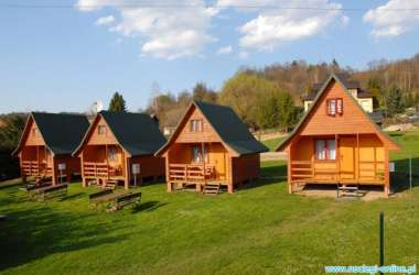 Domki Letniskowe U KAROLA