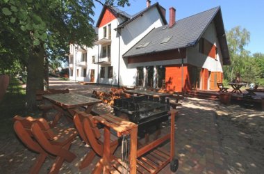 Przystań przy lesie