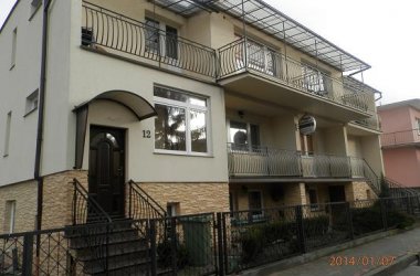 POKOJE Z ŁAZIENKAMI