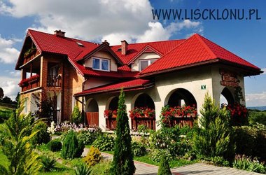 Liść Klonu Maria i Franciszek Barzowscy