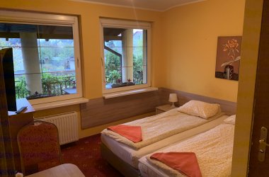 Pokoje i Apartamenty Pod Akacjami