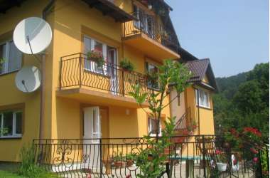 Noclegi "Pod Skałą"