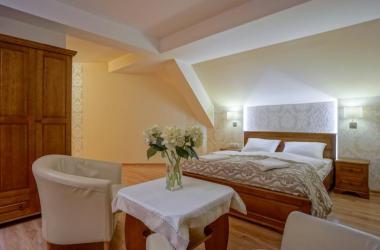 Jawor Pokoje i Apartamenty