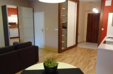 Grojecka Apartment