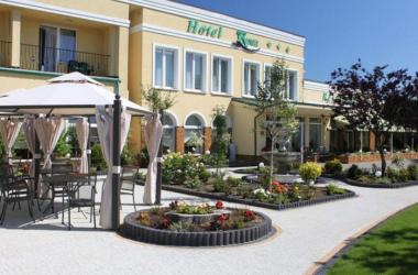 Hotel Renusz