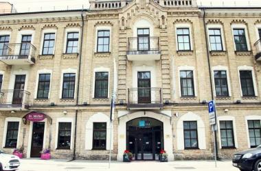 Algirdas City Hotels