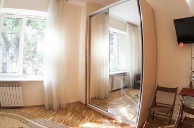 Apartment on Efremova