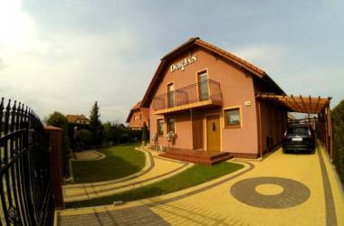 DorJan - Pokoje i domki