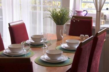 Oasis - sunny park apartment