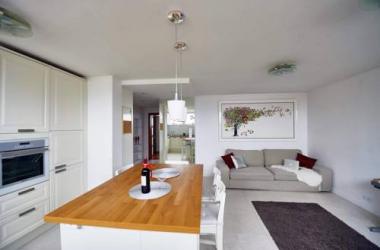 CITY CENTER/ 9-CIO OSOBOWY APARTAMENT