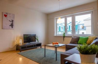 Apartament New Praga next to metro station