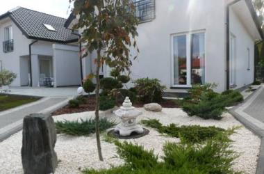 Willa z ogrodem - cichy zakątek