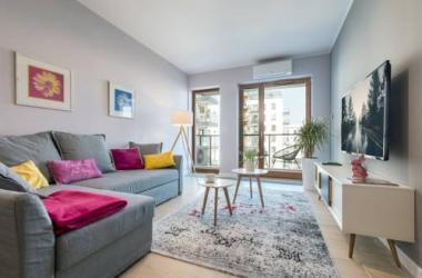 Raya Mansion Warsaw