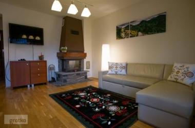 Apartament z kominkiem