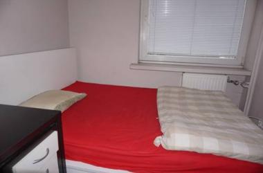 Single room with shared kitchen,bathroom