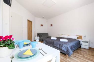Art Apartments