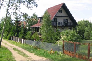 Domek nad mazurskim jeziorem